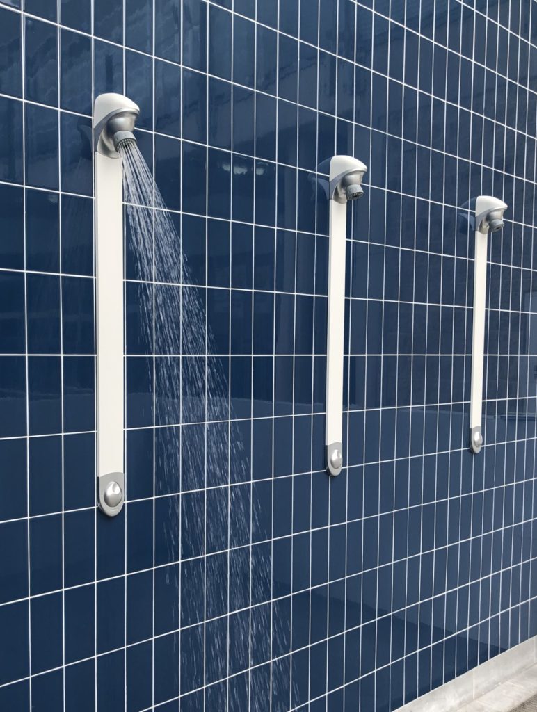 Time flow panel shower